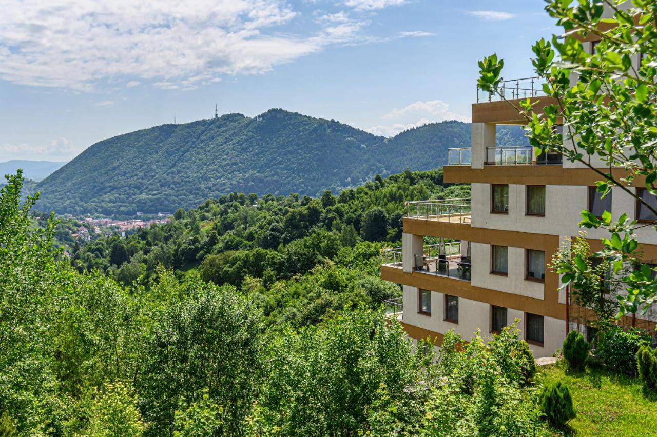 בראשוב Uno- All Seasons Residence With Garden View מראה חיצוני תמונה